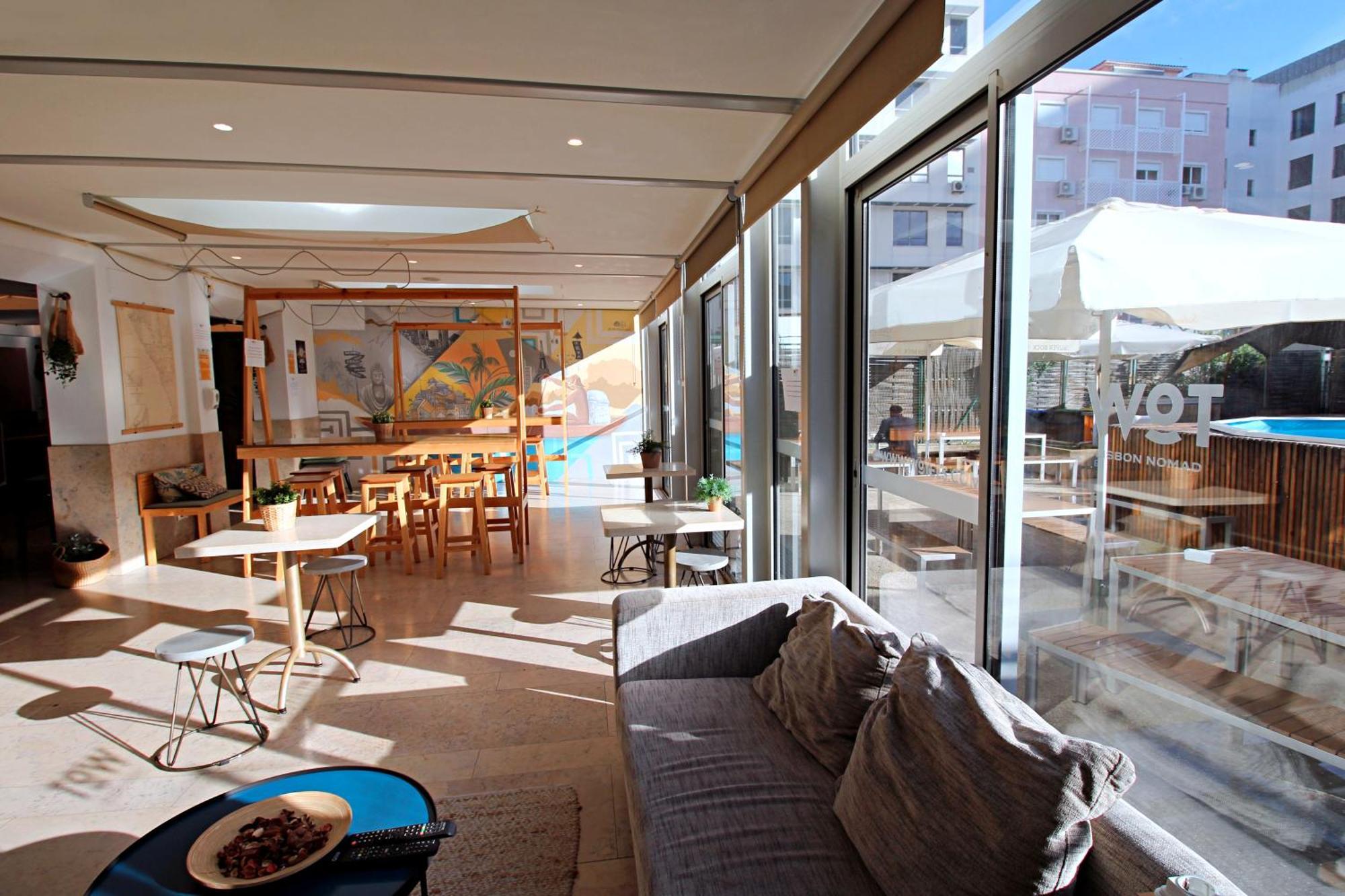 Wot Lisbon Nomad Hostel Екстериор снимка