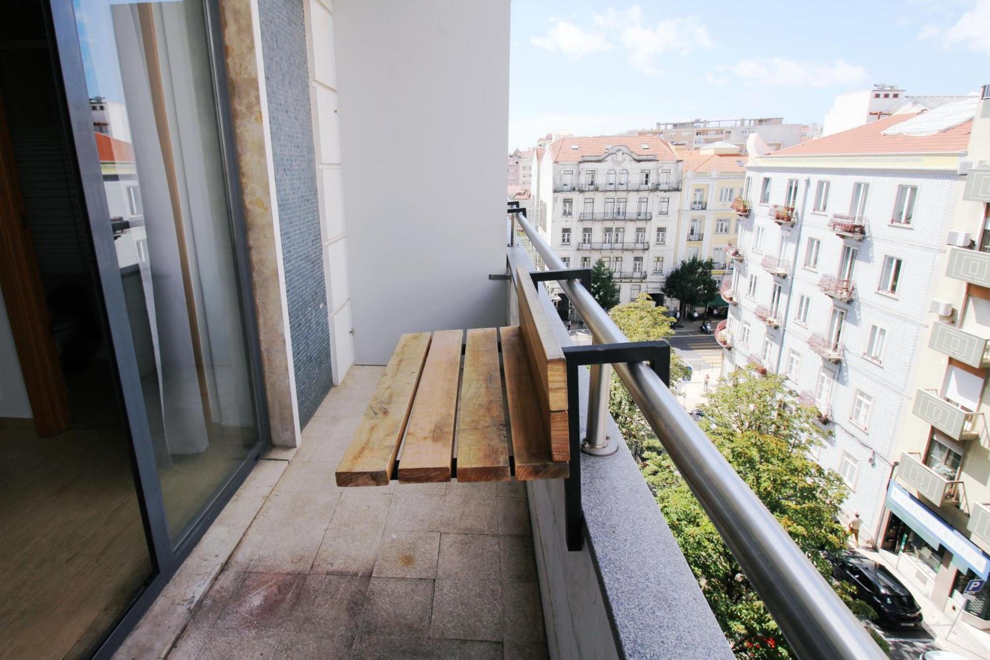 Wot Lisbon Nomad Hostel Екстериор снимка