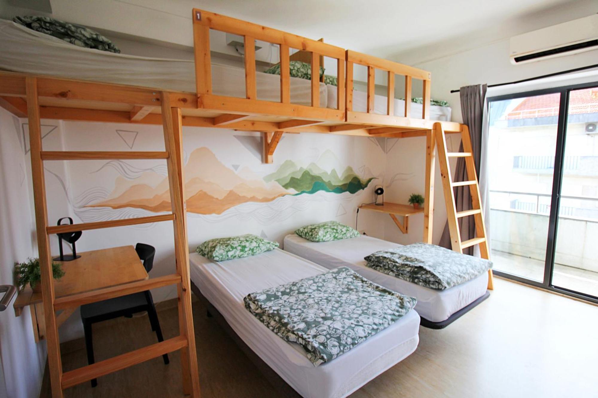 Wot Lisbon Nomad Hostel Екстериор снимка