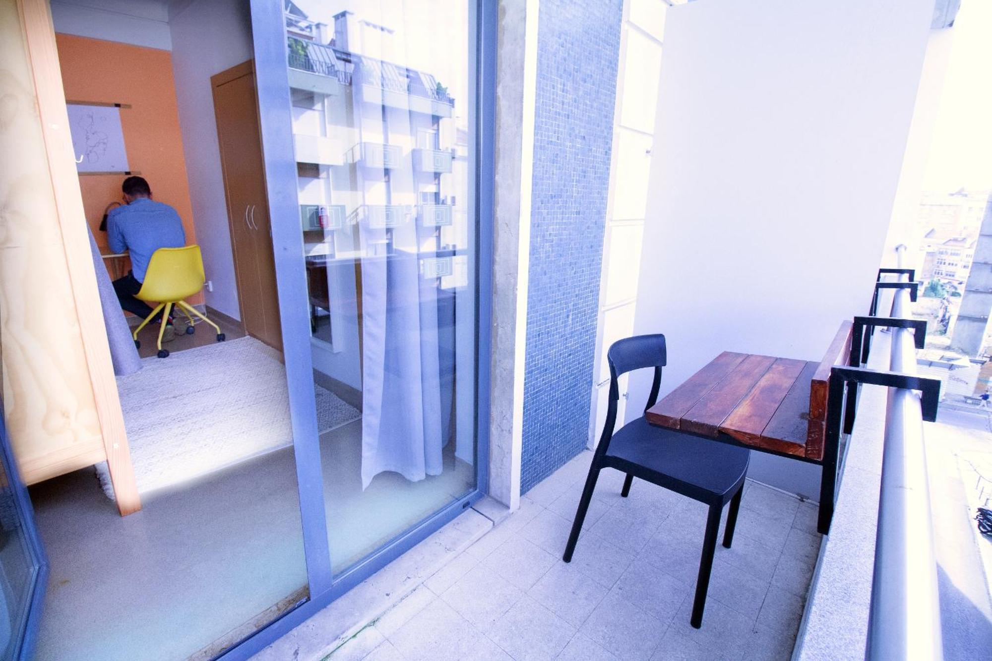 Wot Lisbon Nomad Hostel Екстериор снимка