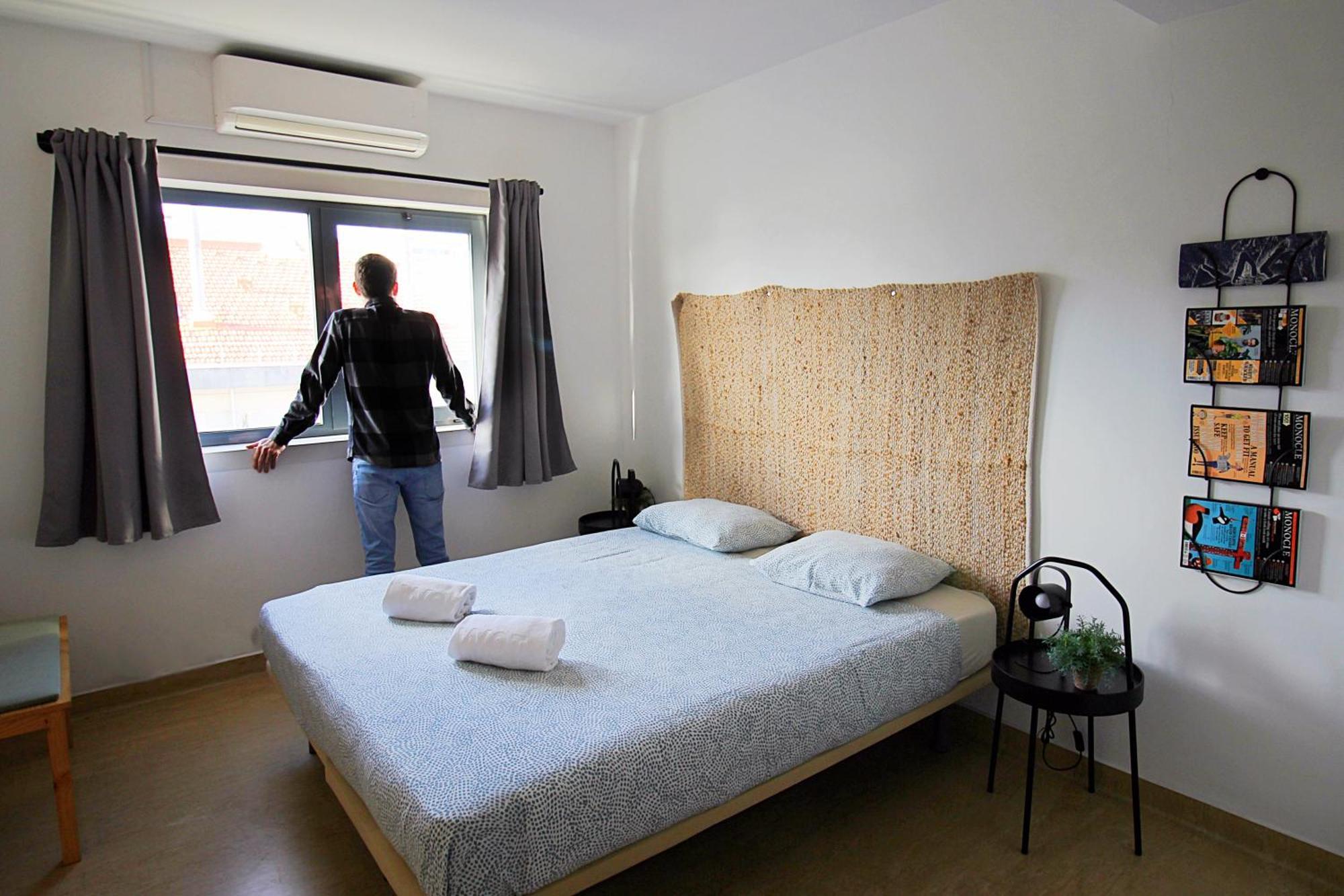 Wot Lisbon Nomad Hostel Екстериор снимка