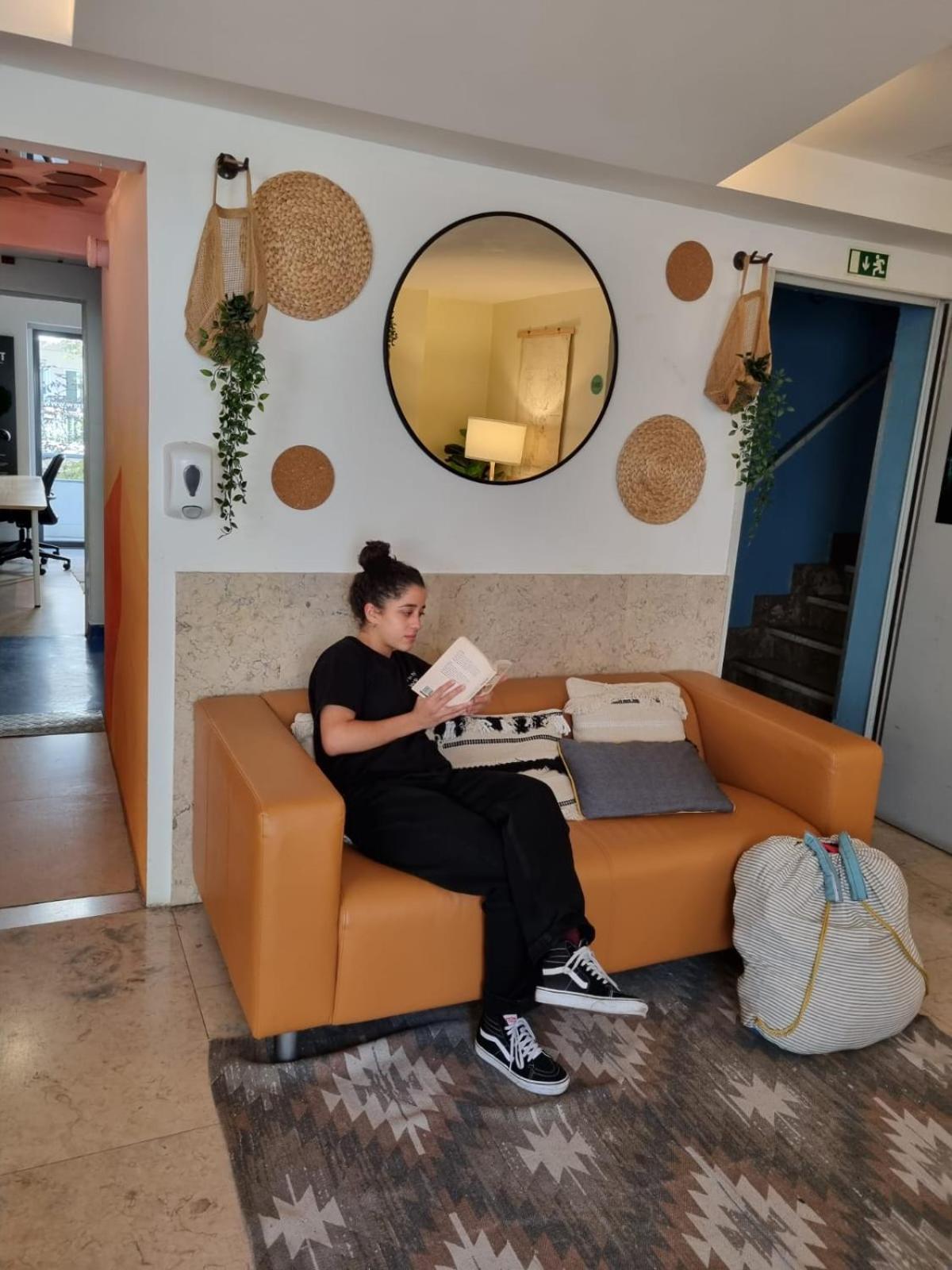 Wot Lisbon Nomad Hostel Екстериор снимка